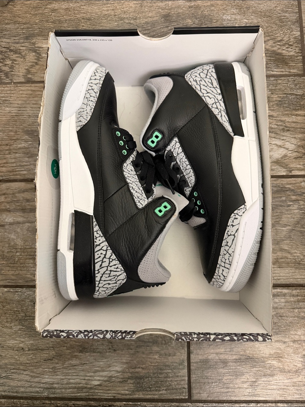 Jordan 3 Retro - black/ green glow - wolf grey